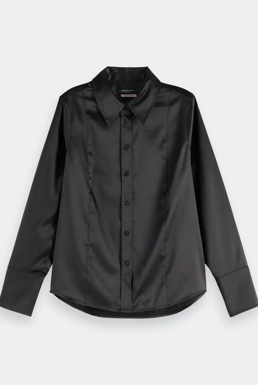 Core Satin Shirt close-up on model showing fit and detail by Scotch & Soda