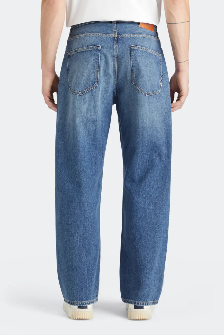 Core Pitch Jeans detail shot showing fabric and craftsmanship by Scotch & Soda