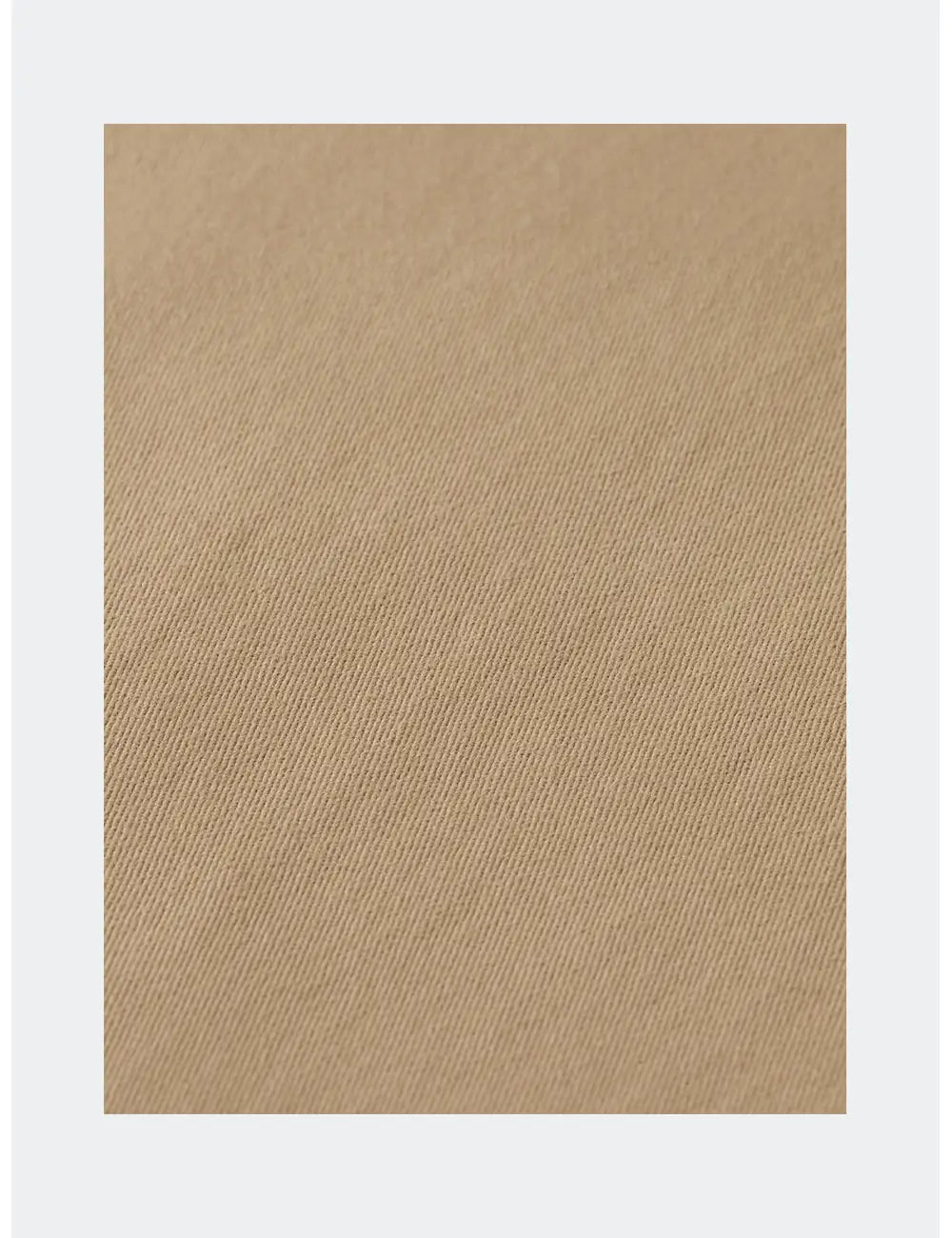 Core - Stuart - Stretch Cotton Chino detail shot of fabric and craftsmanship by Scotch & Soda