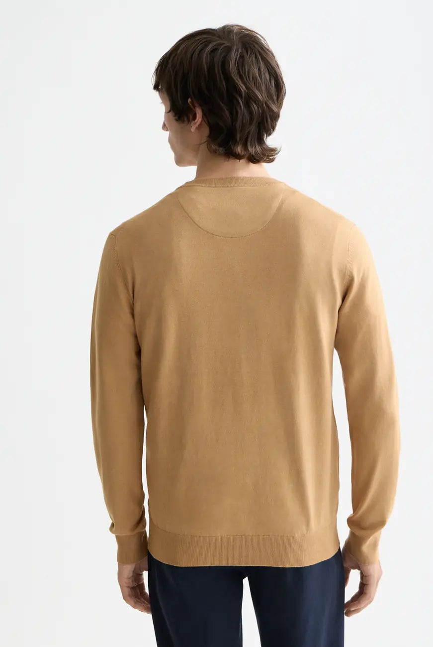 Viscose Pullover Crewneck detail shot showing fabric and craftsmanship by Scotch & Soda