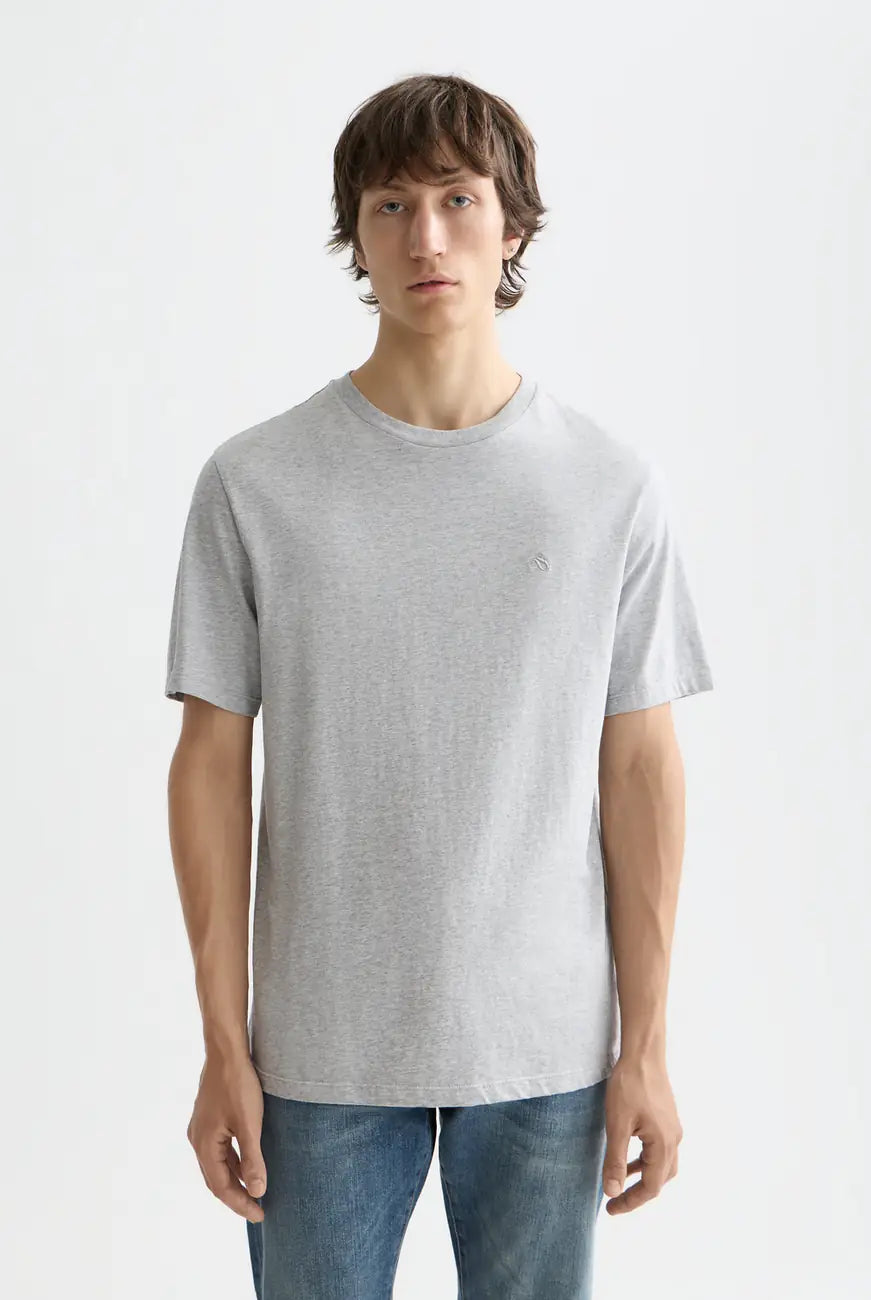 Logo T Shirt close-up on model showing fit and detail by Scotch & Soda