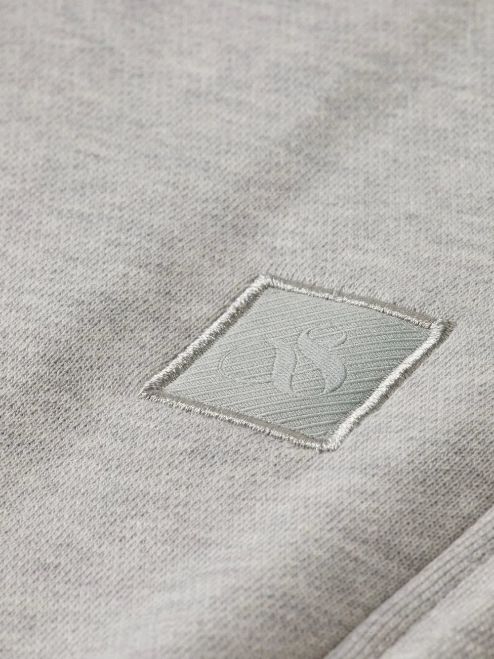 core-logo-sweatpant-2 detail shot by Scotch & Soda