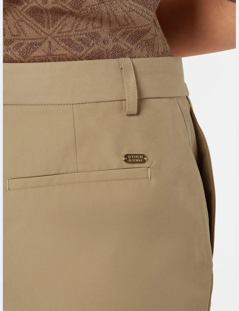 Wide Leg Belt Pant detail shot by Scotch & Soda