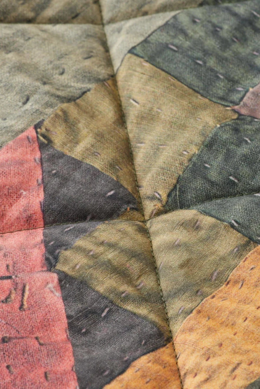 patchwork-mountain-print-overshirt detail shot by Scotch & Soda