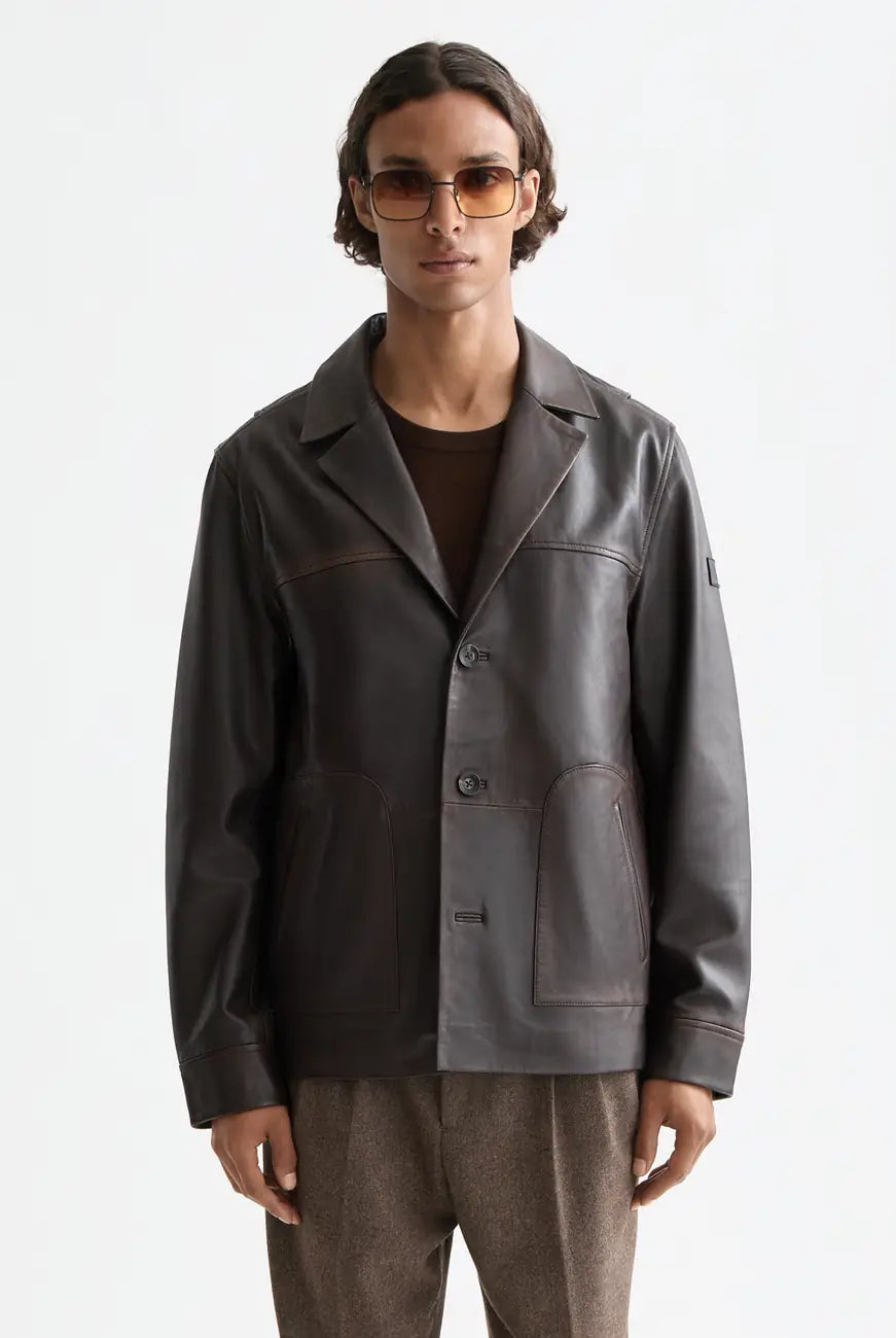 Vintage Leather Blazer Dark close-up on model showing fit and detail by Scotch & Soda