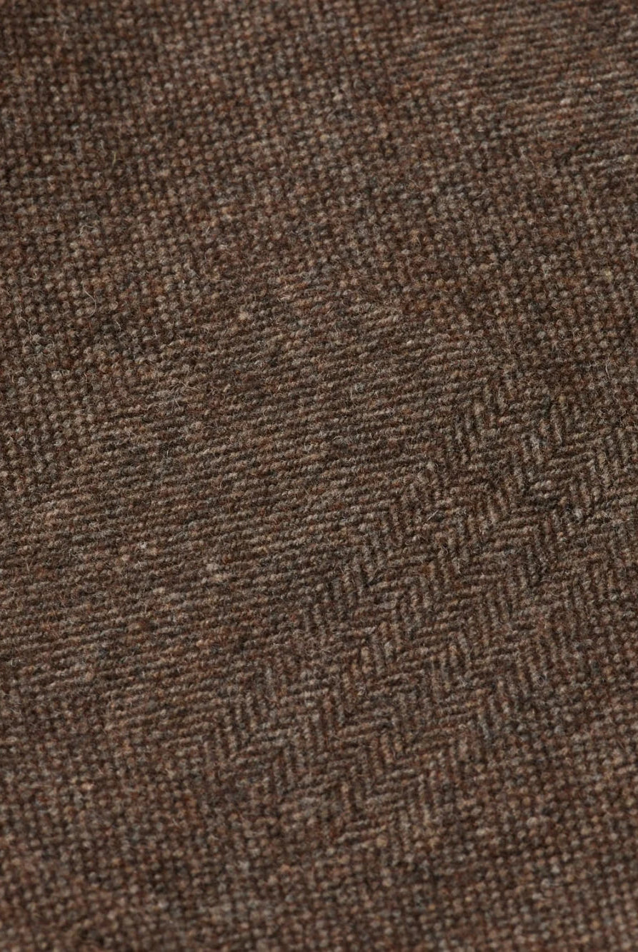 yarn-dyed-wool-blend-relaxed-fit-blazer detail shot by Scotch & Soda