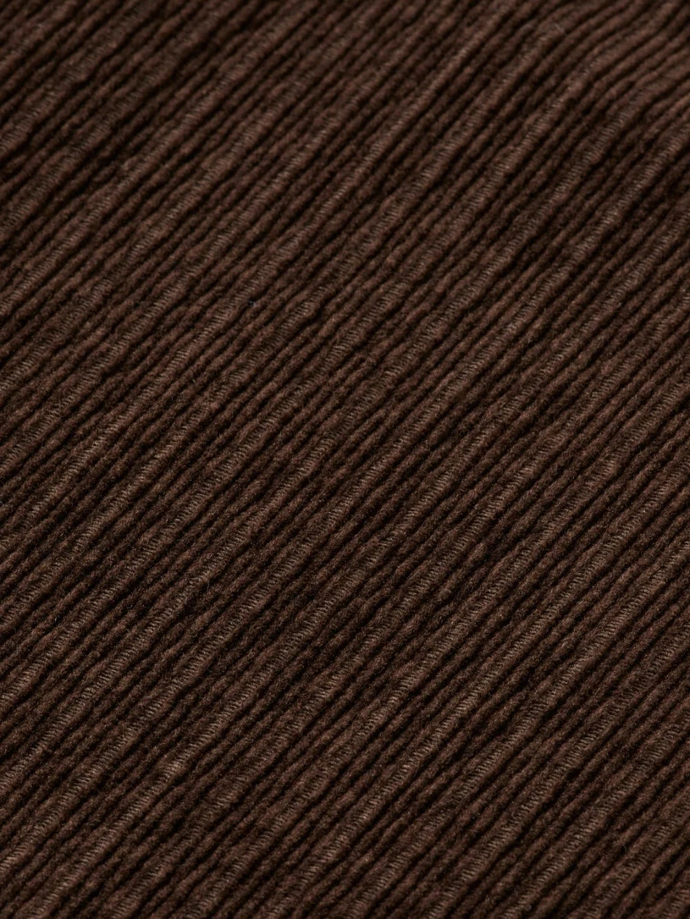 jacquard-cotton-blend-corduroy-relaxed-fit-jogger detail shot by Scotch & Soda