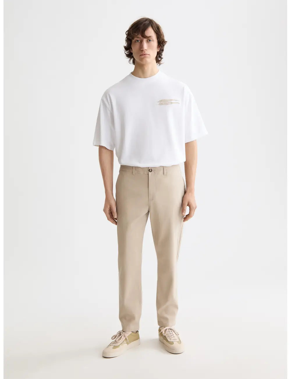 Drift Chino Pants full model shot showing overall fit by Scotch & Soda