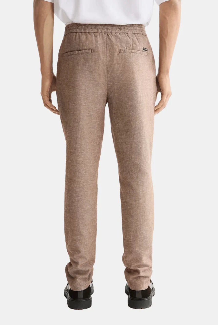 seasonal-core-warren-straight-fit-cotton-linen-jogger back view by Scotch & Soda