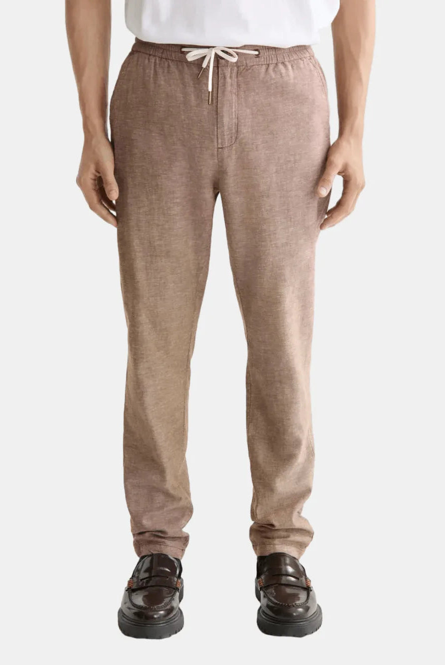 seasonal-core-warren-straight-fit-cotton-linen-jogger front view by Scotch & Soda