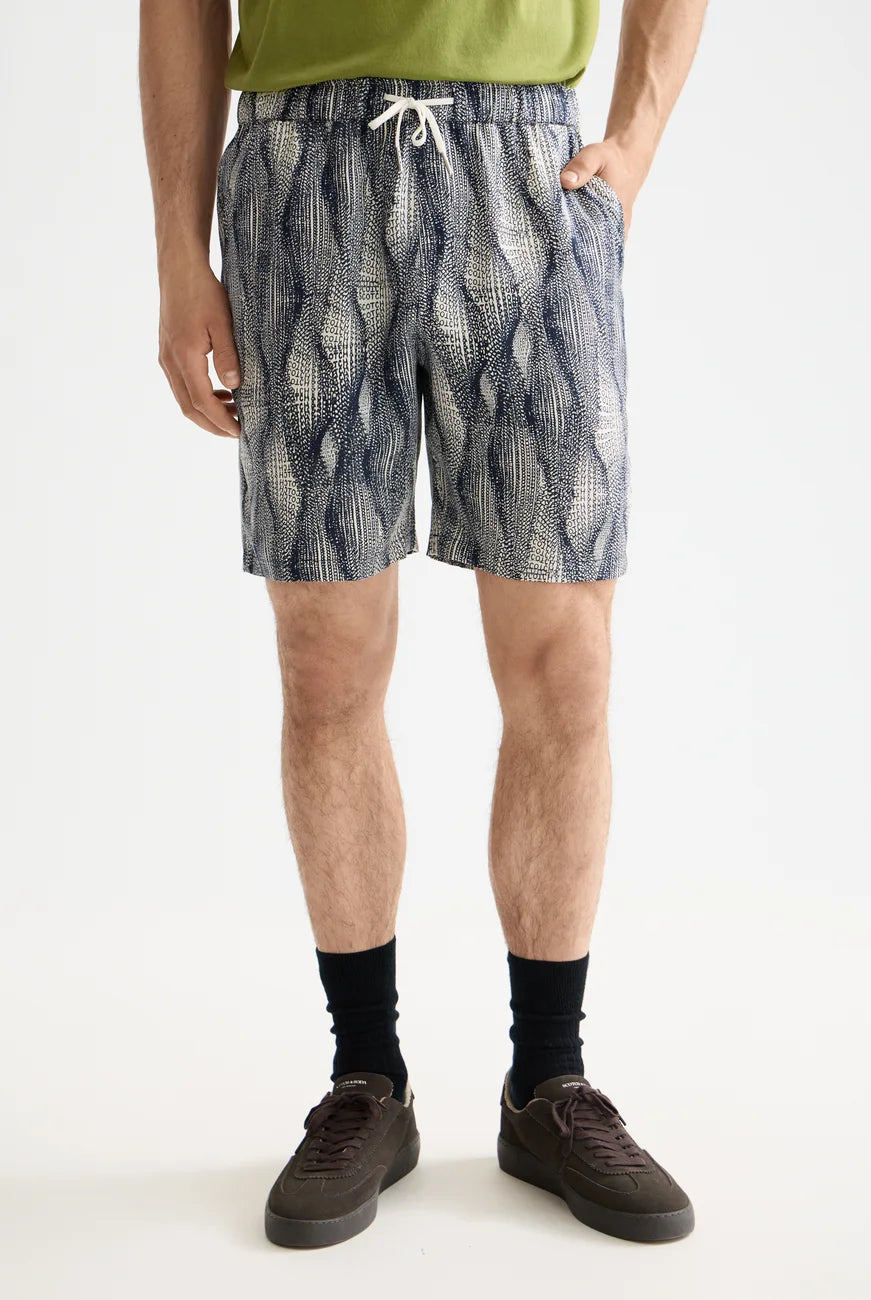 Printed Tencel Shorts close-up on model showing fit and detail by Scotch & Soda