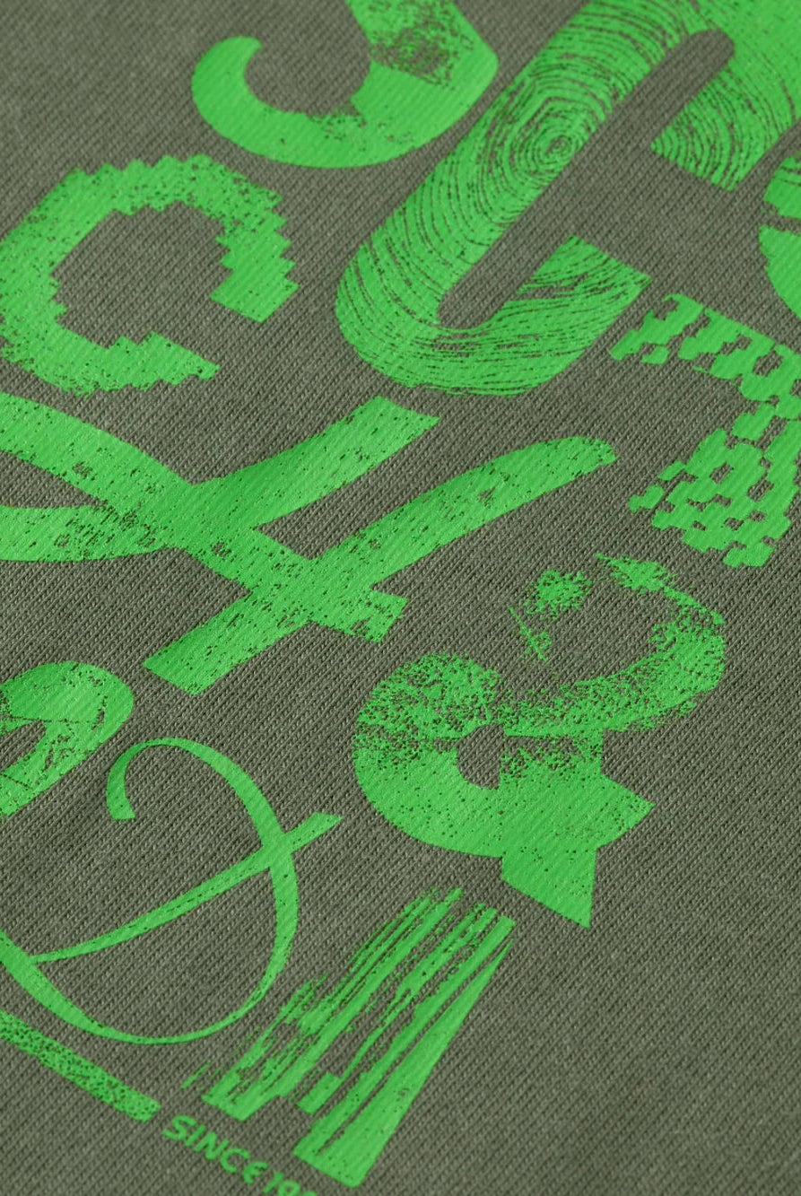 regular-fit-left-chest-logo-t-shirt-1 detail shot by Scotch & Soda