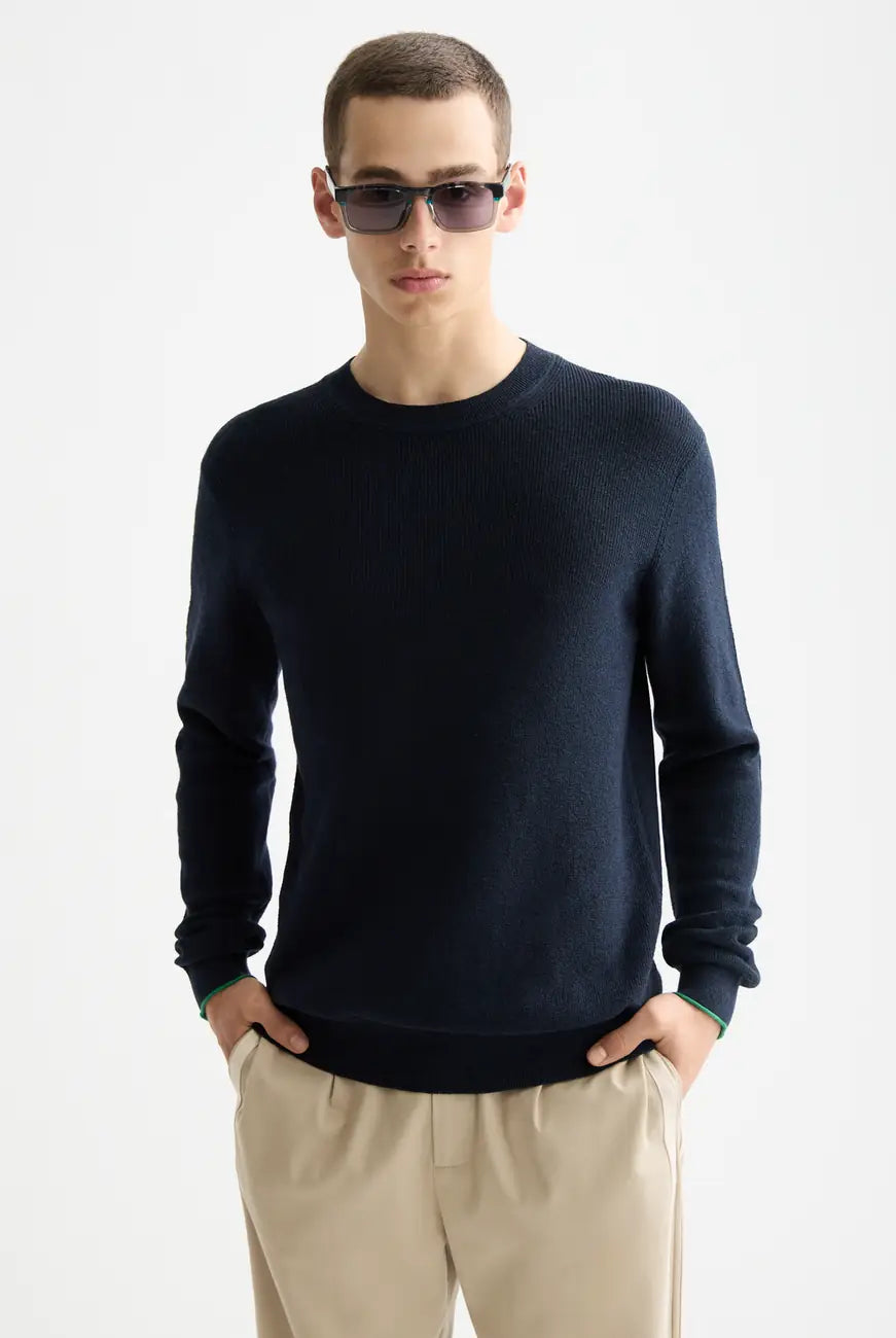 Linen Blend Crew Neck close-up on model showing fit and detail by Scotch & Soda