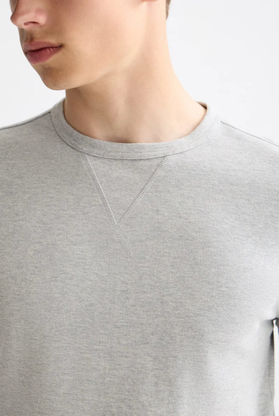 waffle-t-shirt-ls detail shot by Scotch & Soda