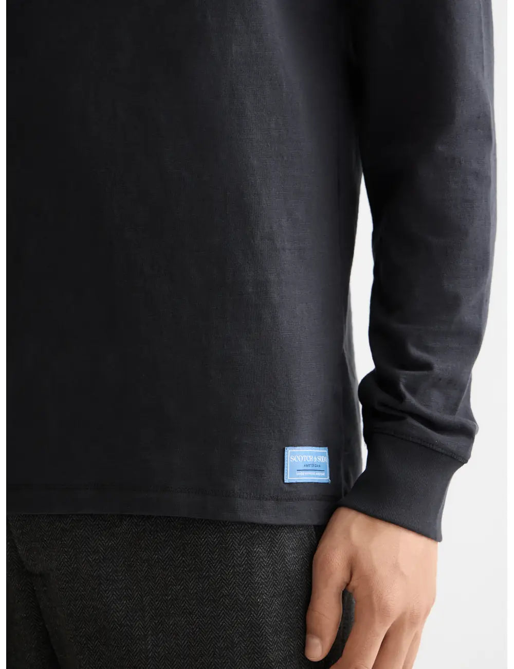 Slub Henley T-shirt LS detail shot of fabric and craftsmanship by Scotch & Soda