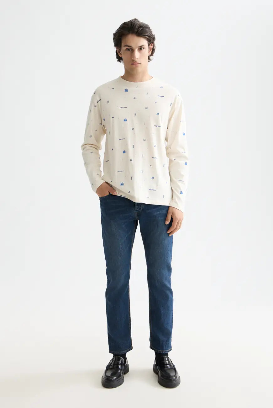 Celebration Printed Tee full model shot showing overall fit by Scotch & Soda