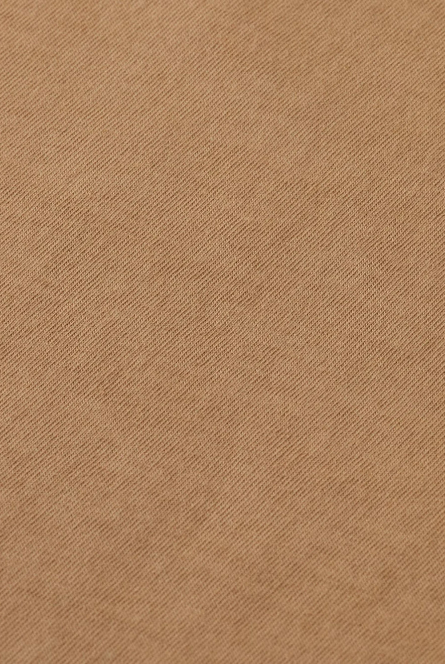 raw-edge-t-shirt-1 detail shot by Scotch & Soda