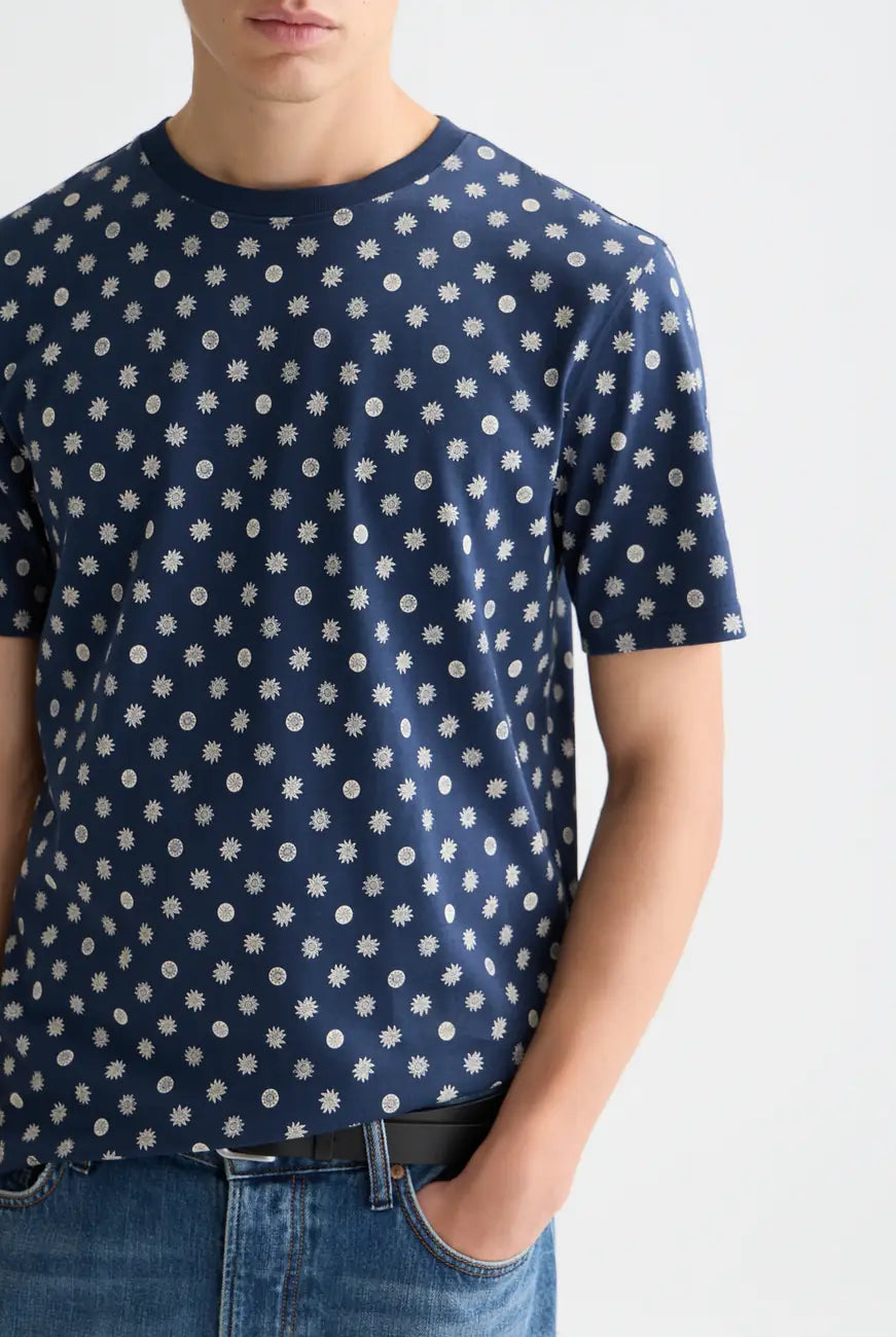 Micro-printed Regular-fit T-shirt detail shot of fabric and craftsmanship by Scotch & Soda