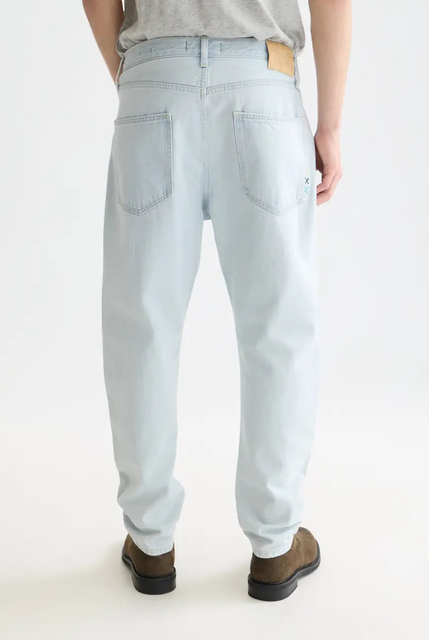 Dean Loose Taperedfit Jeans back view showing fit and finish by Scotch & Soda