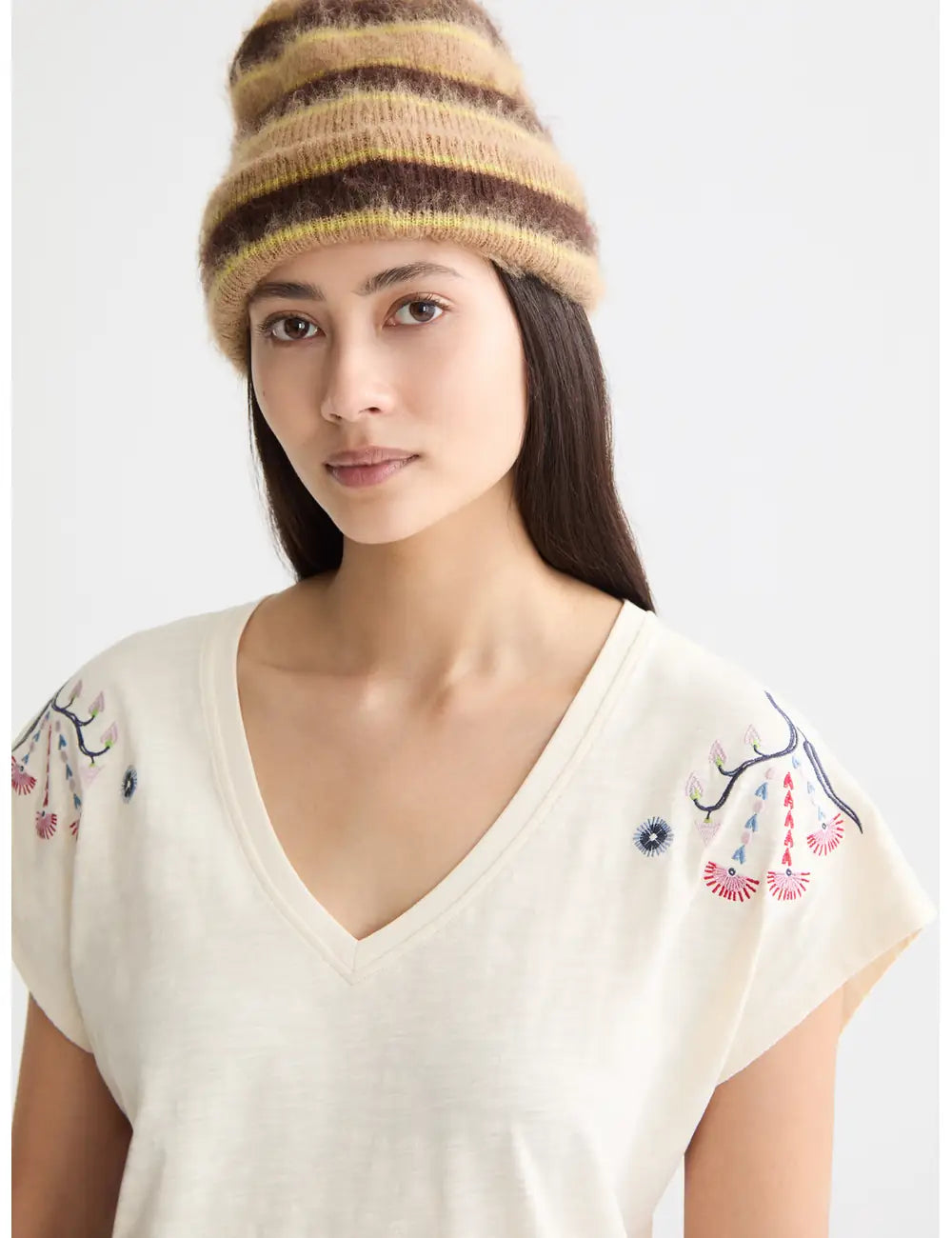 Embroidered V Neck Tee detail view by Scotch & Soda