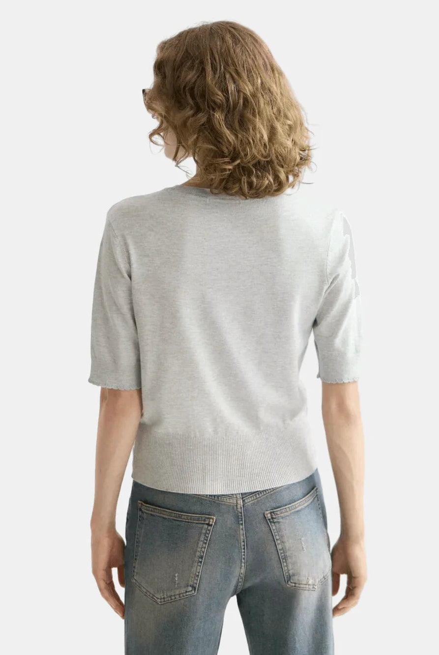 crew-neck-short-sleeve-pullover detail shot by Scotch & Soda