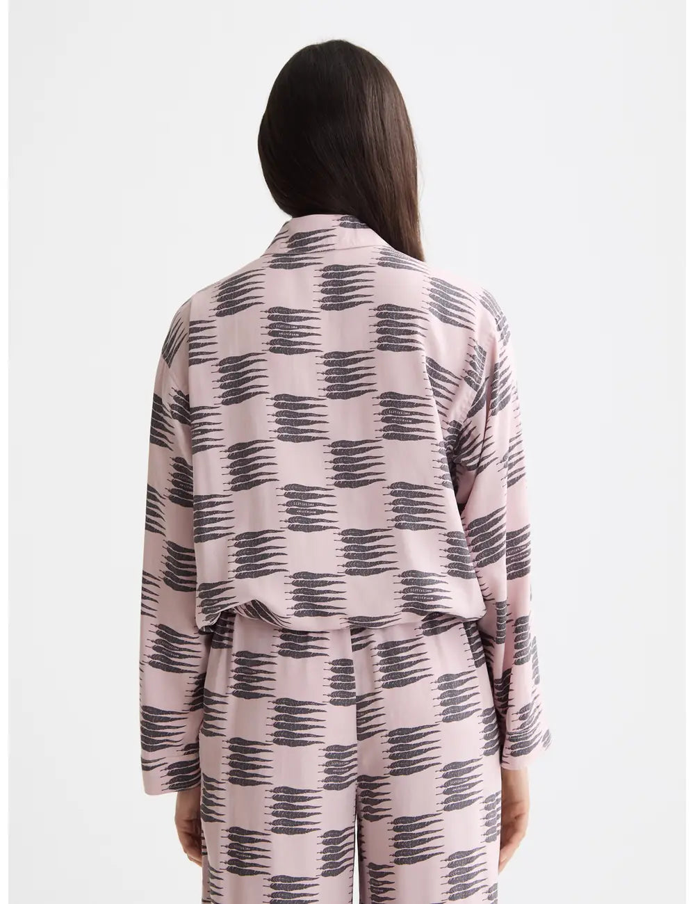 Printed Utility Shirt detail shot showing fabric and craftsmanship by Scotch & Soda