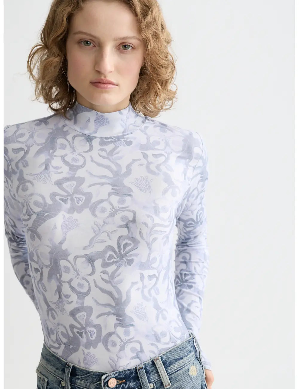 Printed Mock Neck Tee detail view by Scotch & Soda