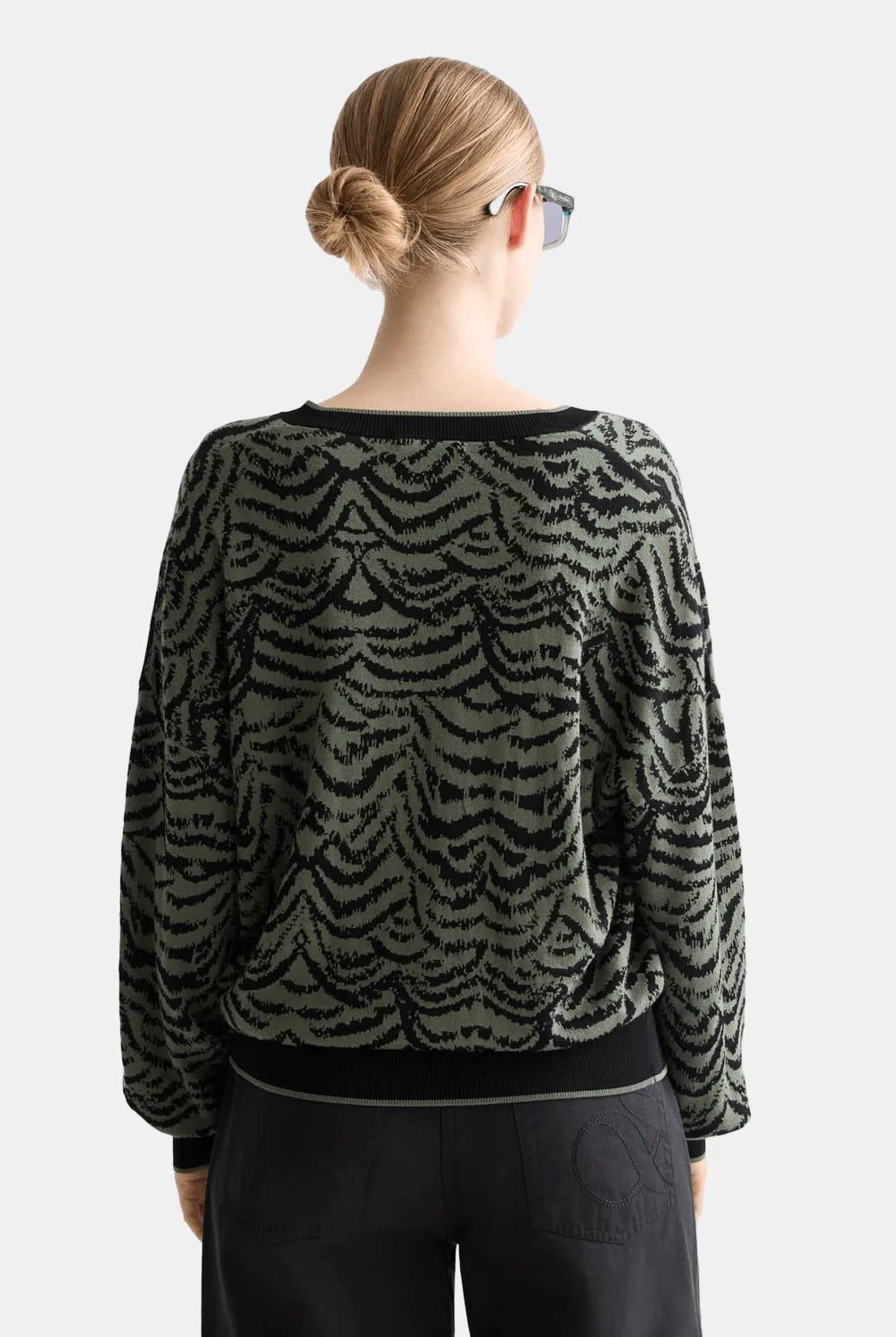 Jacquard V Neck Pullover Image 5 - Scotch & Soda