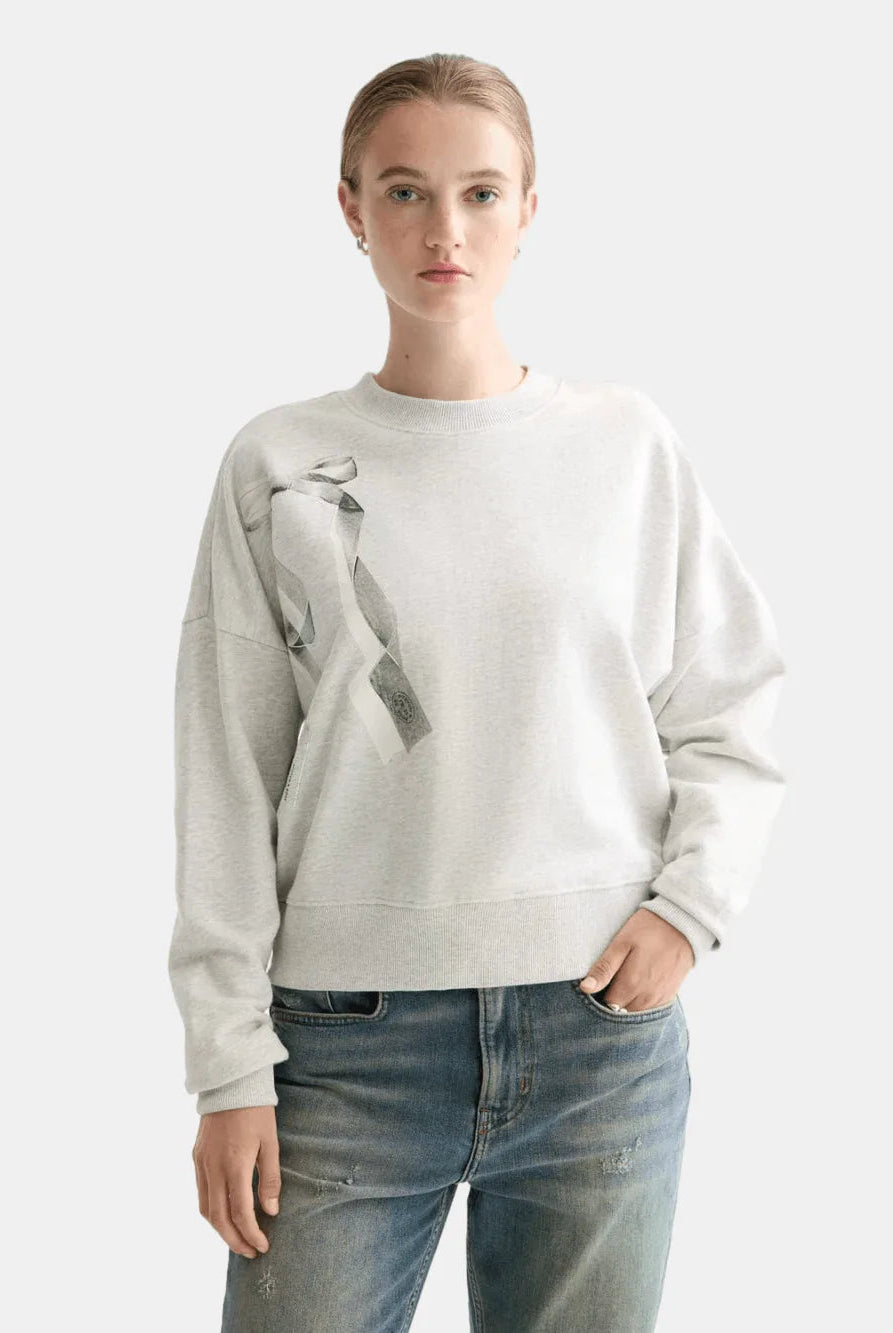 chest-artwork-relaxed-sweatshirt side view by Scotch & Soda