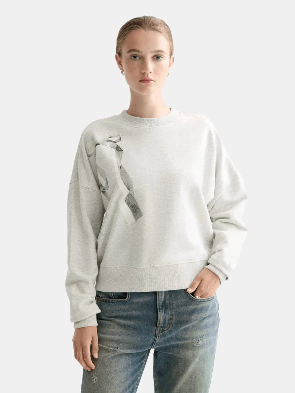 chest-artwork-relaxed-sweatshirt side view by Scotch & Soda