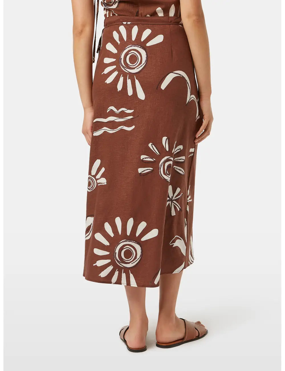 Linen Wrap Skirt detail shot showing fabric and craftsmanship by Scotch & Soda