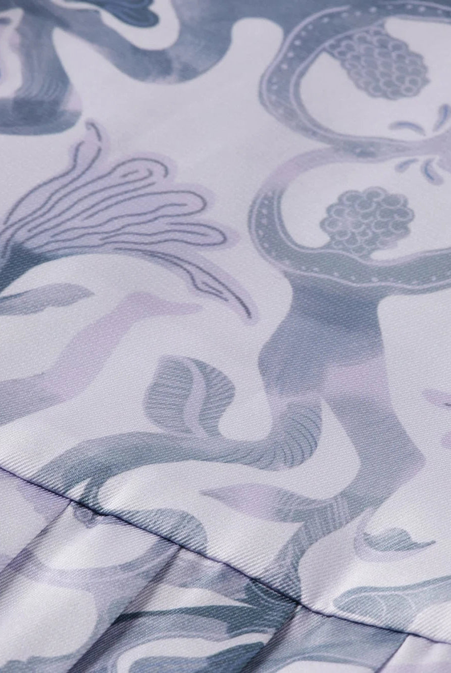 belted-shirt-midi-dress-with-pleated-hem detail shot by Scotch & Soda