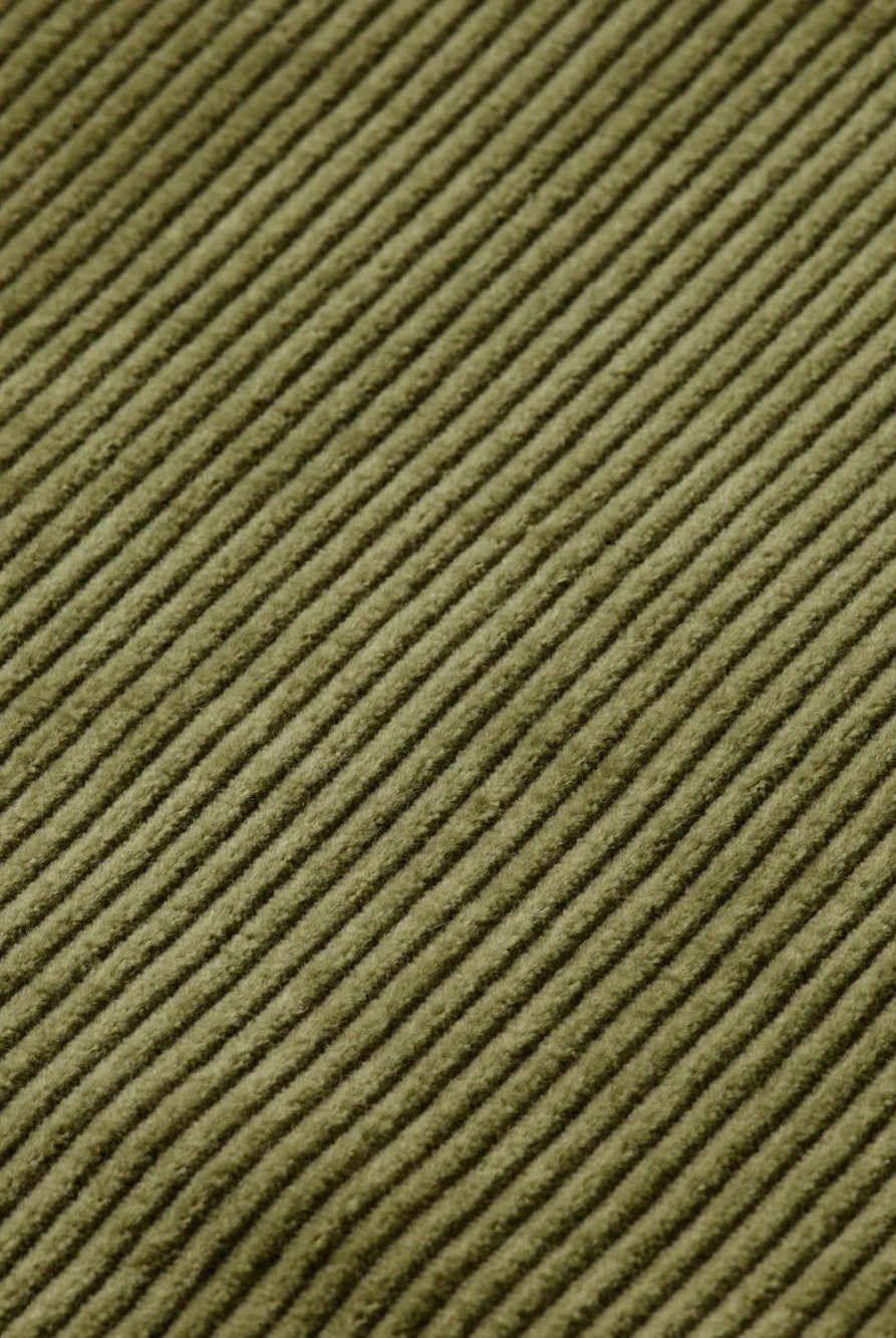 noa-high-rise-wide-leg-pull-on-pant detail shot by Scotch & Soda