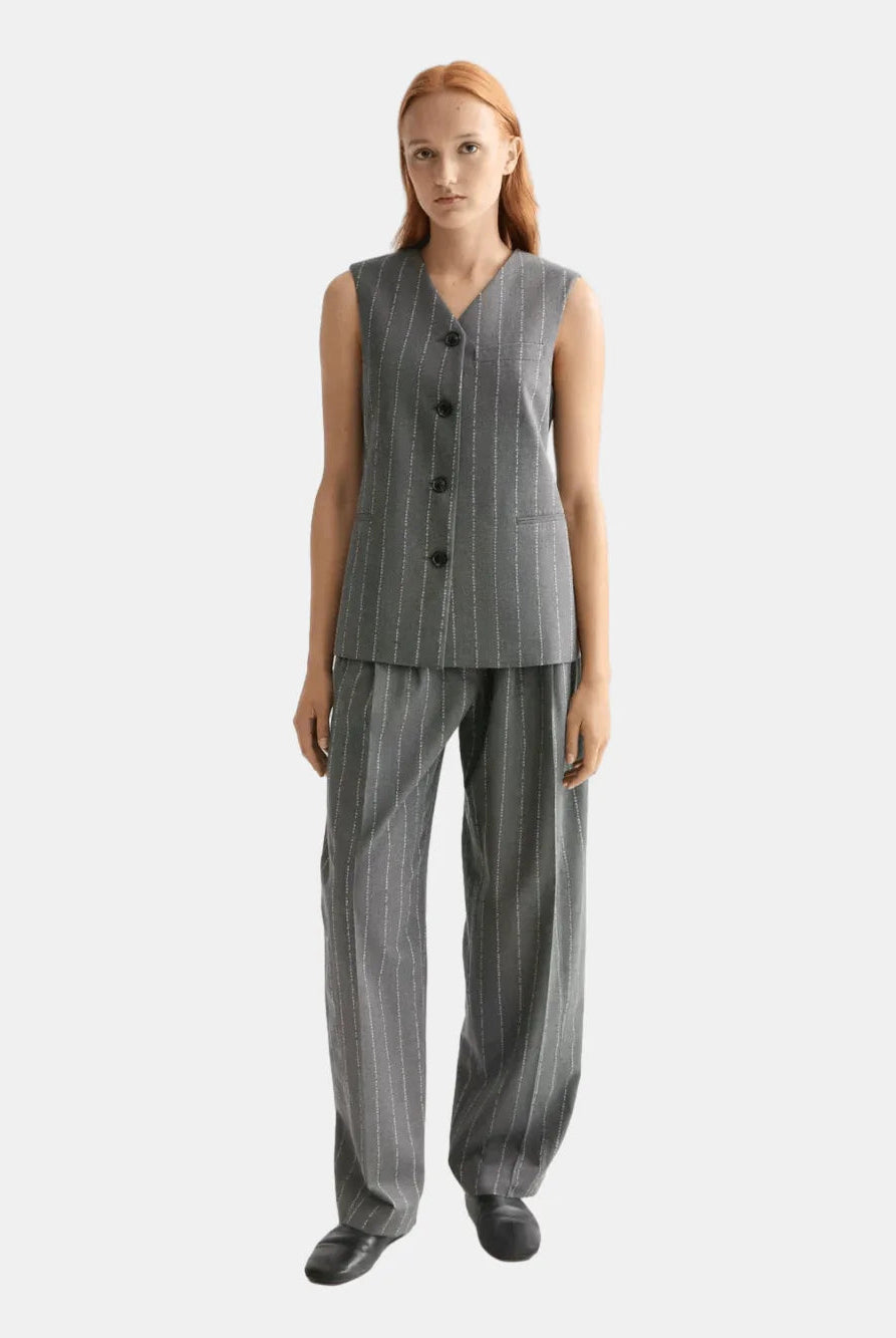 Quinn Pinstripe Mid-Rise Pleat Front Wide Leg Pant - Scotch & Soda