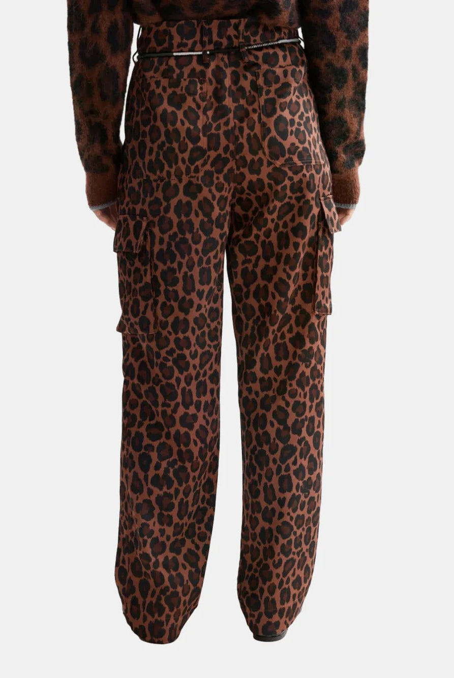 faye-high-rise-tapered-leg-satin-cargo-pant detail shot by Scotch & Soda