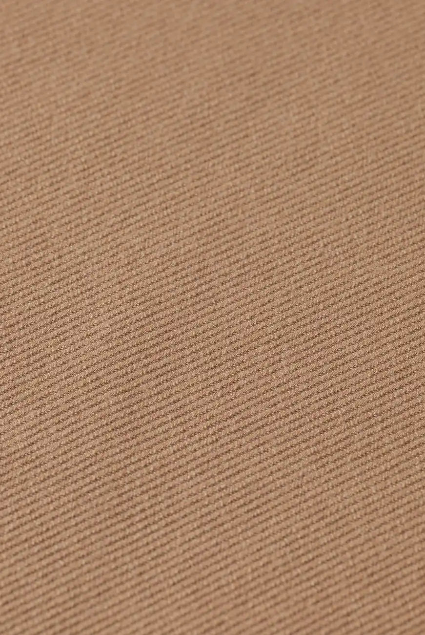 Robyn - High Rise Tapered Leg Pants detail shot of fabric and craftsmanship by Scotch & Soda