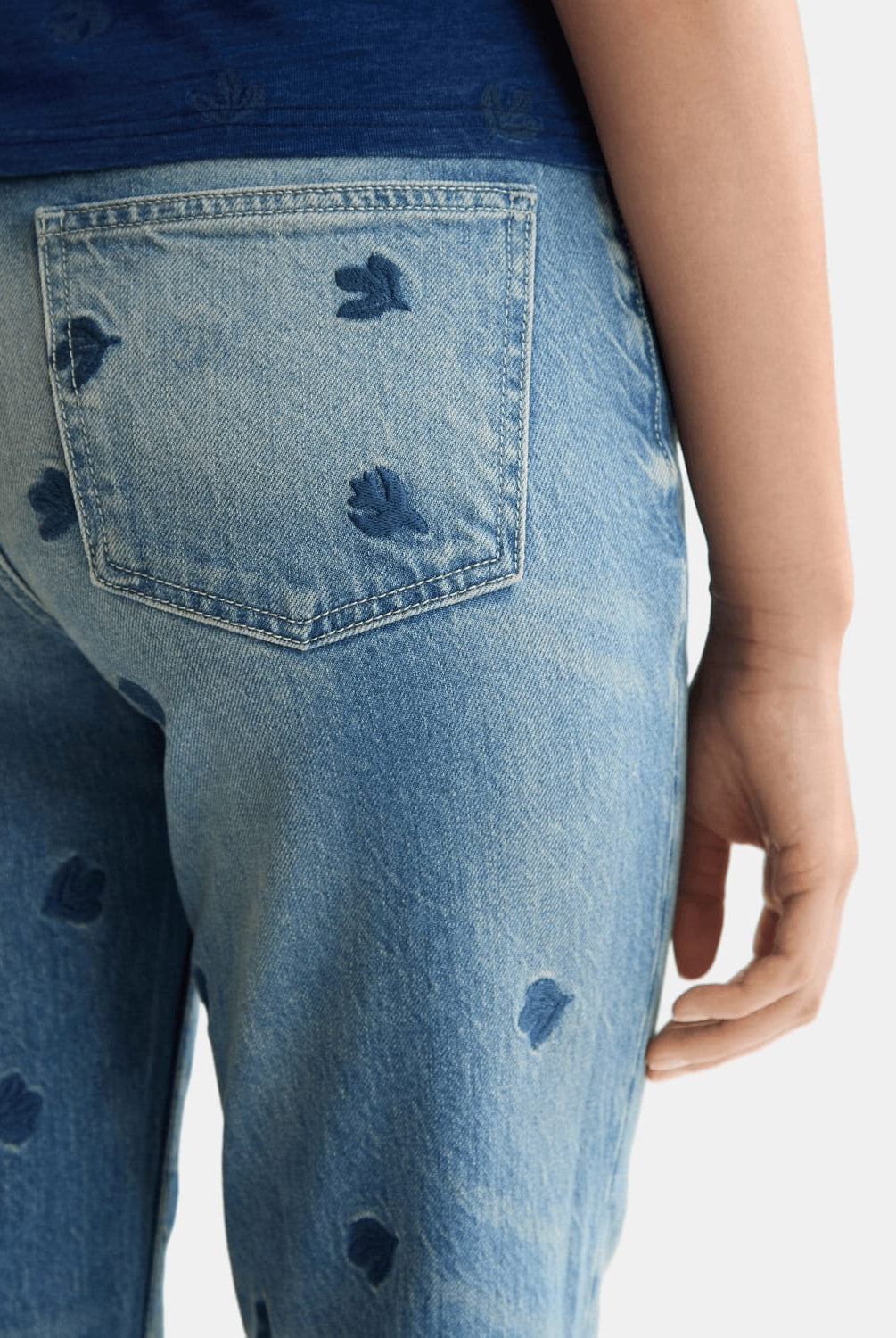 Sky Straight Jeans Falling Leaves Image 5 - Scotch & Soda