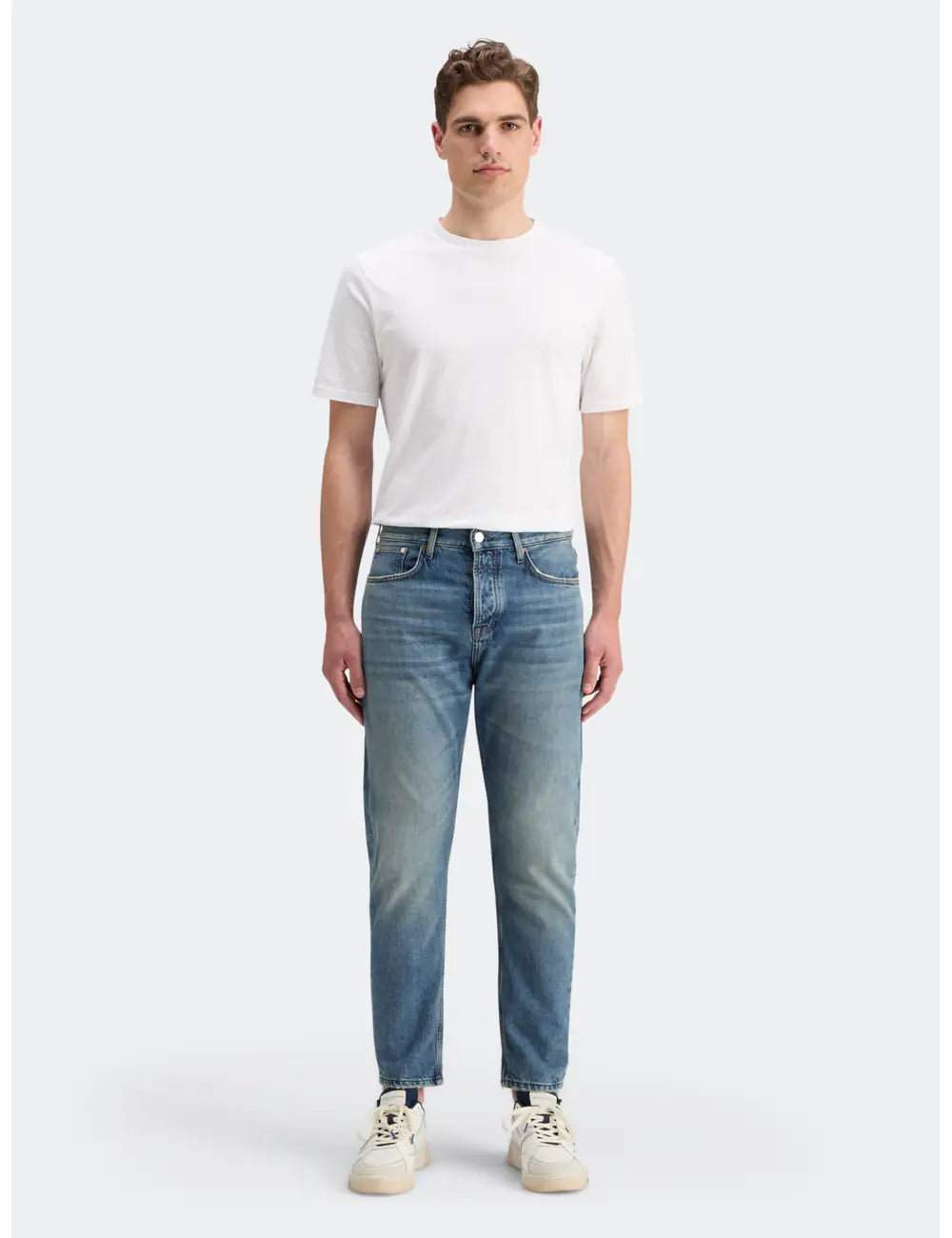 Loose Tapered Jeans full model shot showing overall fit by Scotch & Soda