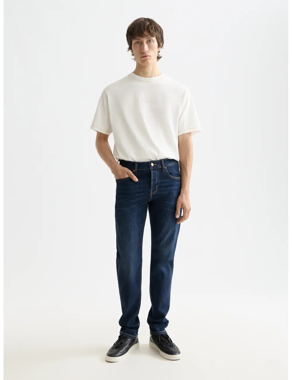 Ralston Slim Jeans full model shot showing overall fit by Scotch & Soda