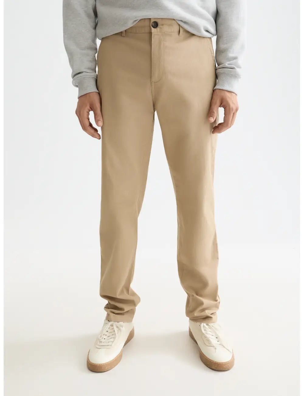 Medium Beige Core - Stuart - Stretch Cotton Chino front view by Scotch & Soda