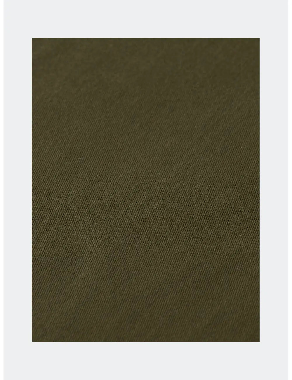 Core - Stuart - Stretch Cotton Chino detail shot of fabric and craftsmanship by Scotch & Soda