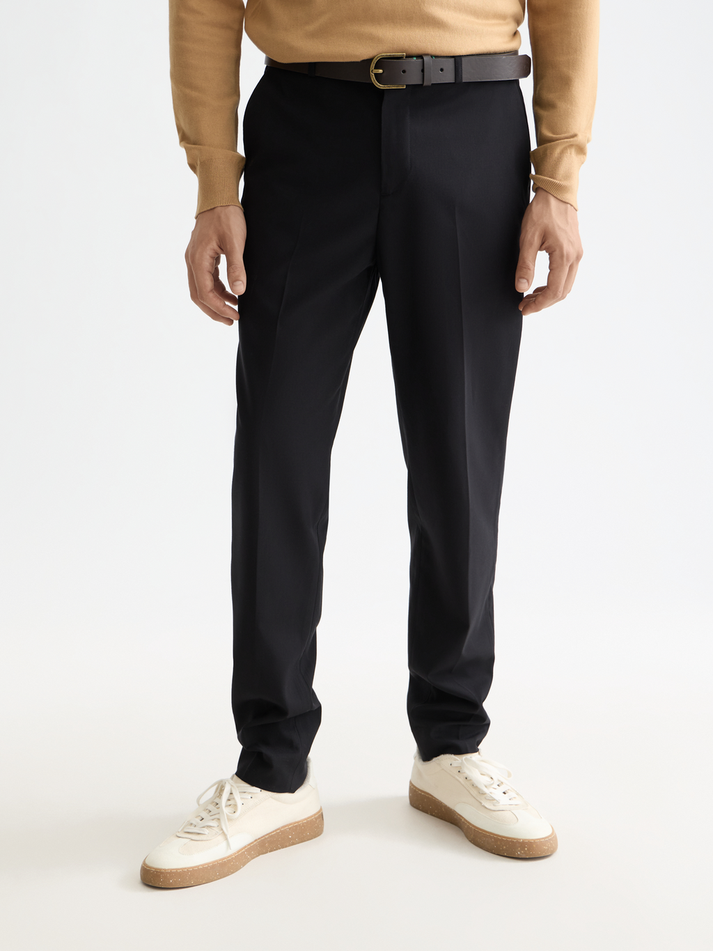 Essentials WARREN COTTON/LINEN TWILL JOGGER