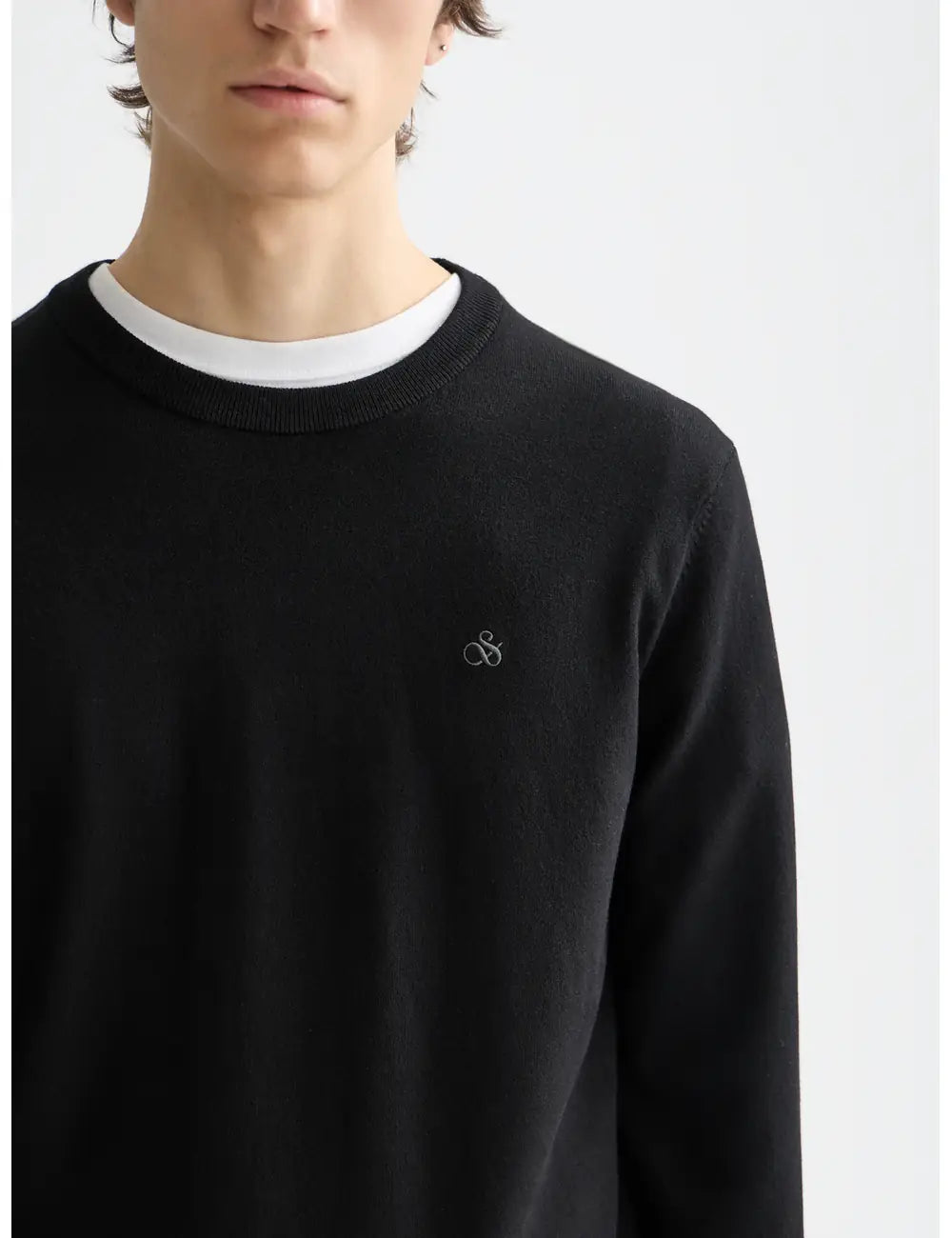 Viscose Pullover Crewneck detail view by Scotch & Soda