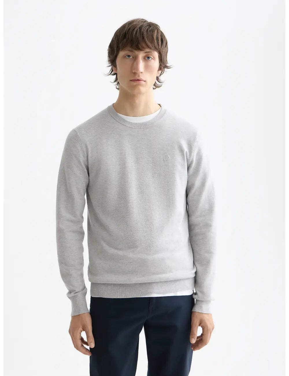 Viscose Pullover Crewneck close-up on model showing fit and detail by Scotch & Soda