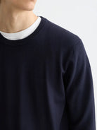 core-viscose-pullover-crewneck-night detail shot by Scotch & Soda