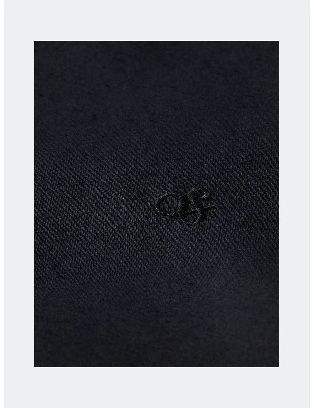 Poplin Solid Shirt detail view by Scotch & Soda