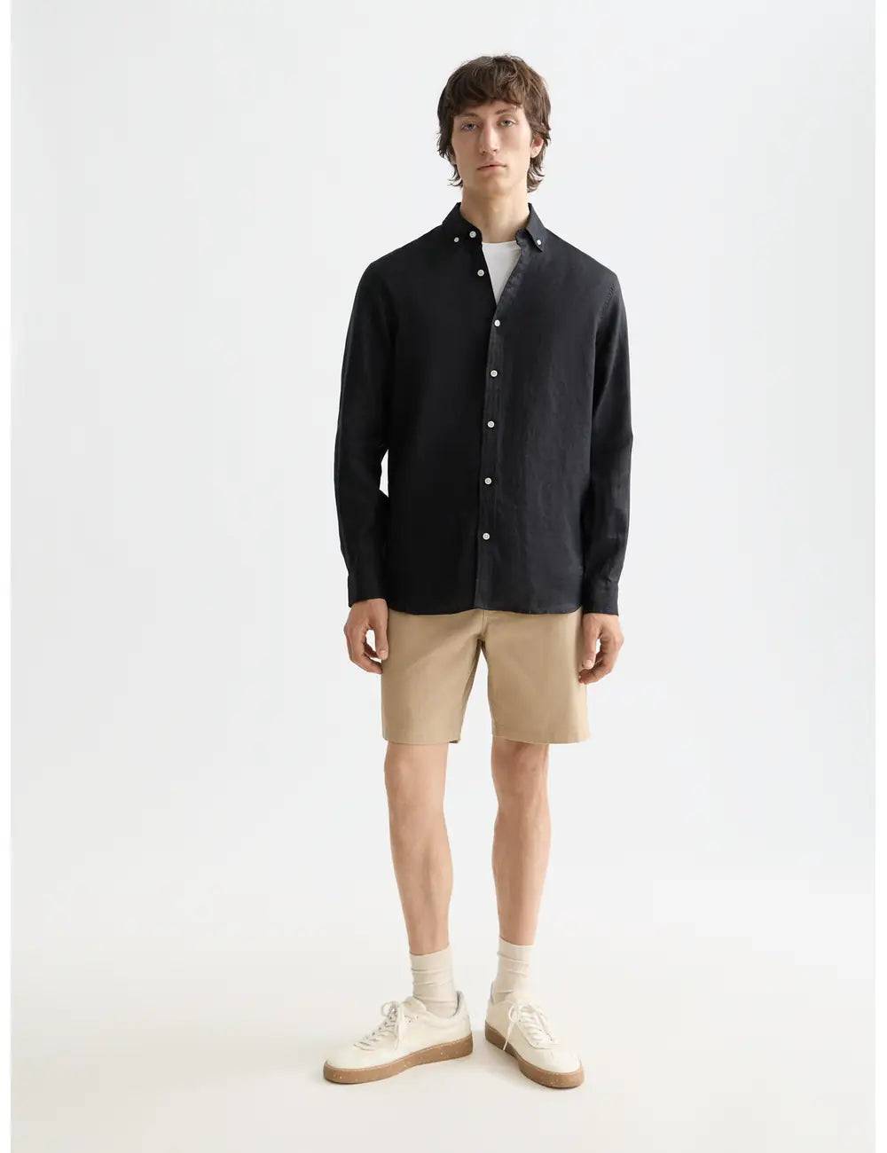 Linen Shirt Button Down full model shot showing overall fit by Scotch & Soda