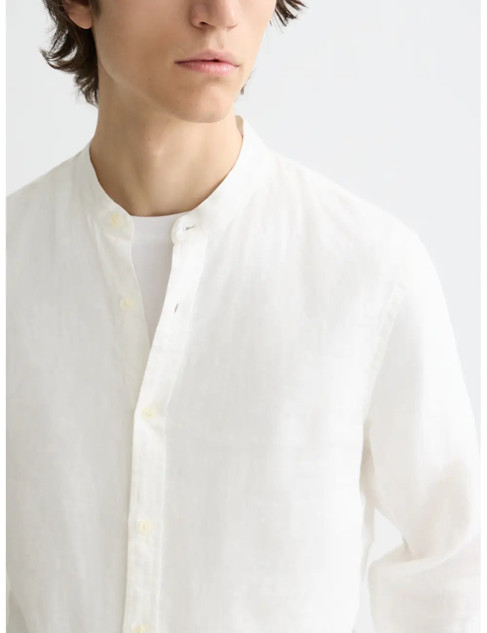 Linen Shirt Collar detail view by Scotch & Soda