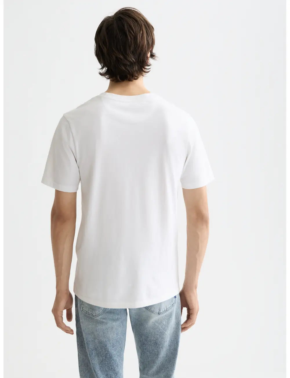 Logo T Shirt detail shot showing fabric and craftsmanship by Scotch & Soda