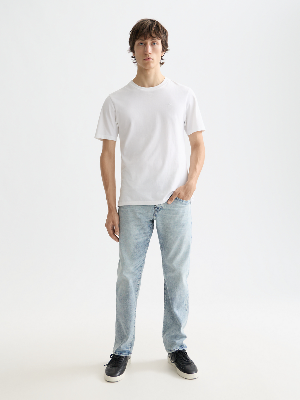 ESSENTIALS LOGO T-SHIRT